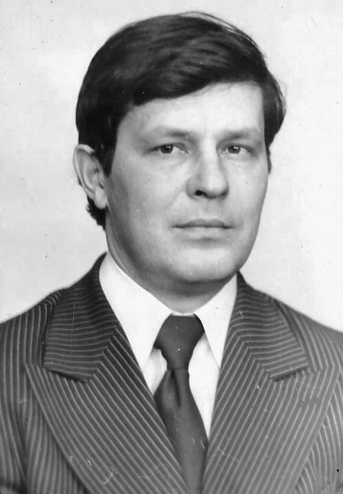 Орлов Дмитрий Васильевич – доктор технических наук (1977), профессор (1980), основатель ивановской научной школы по магнитным жидкостям.